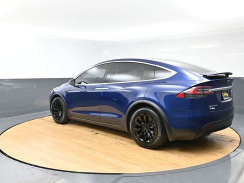 Used 2017 Tesla Model X 90D image 14
