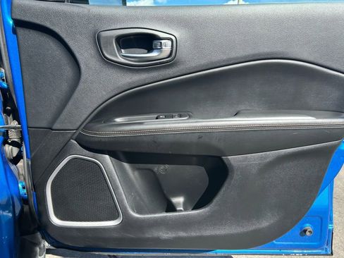 Used 2019 Jeep Compass Latitude w/ Popular Equipment Group image 33