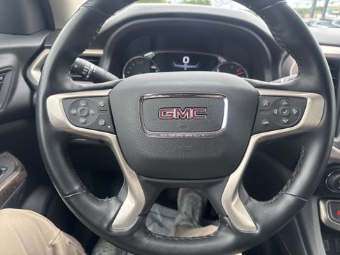 Used 2023 GMC Acadia Denali AWD/4WD image 18