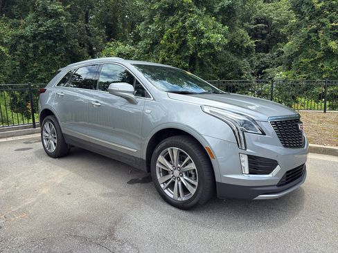 Used 2024 Cadillac XT5 Premium Luxury FWD image 4