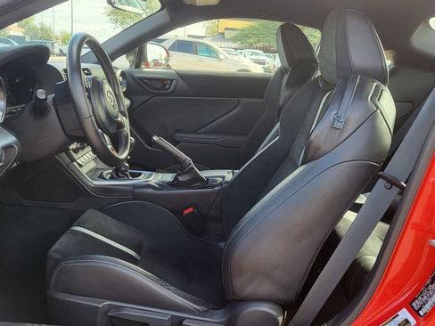 Used 2023 Toyota GR86 Premium image 21
