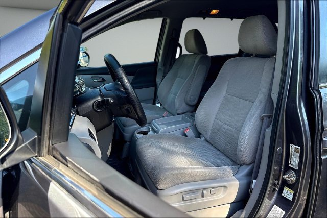Used 2016 Honda Odyssey SE image 23