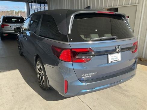 New 2026 Honda Odyssey EX-L image 23