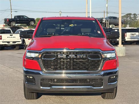 Used 2025 RAM 1500 Big Horn AWD/4WD image 2