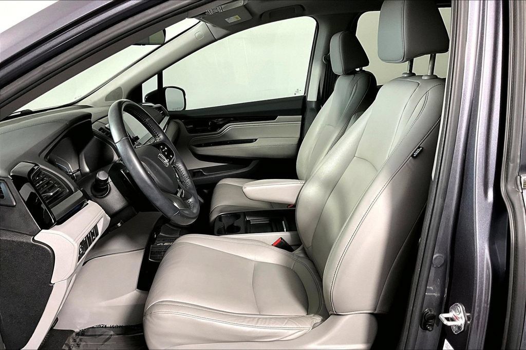 Used 2024 Honda Odyssey Touring image 13