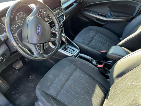 Used 2019 Ford EcoSport SE w/ SE Convenience Package image 3