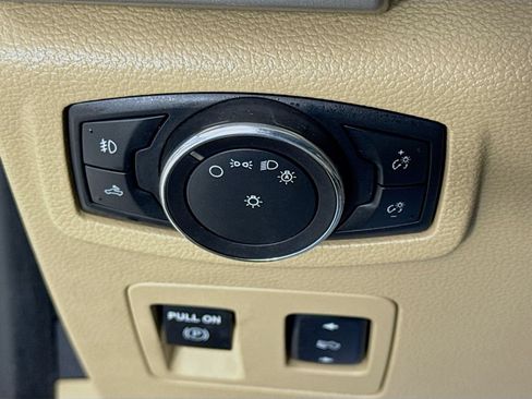 Used 2016 Ford F150 Lariat w/ Equipment Group 501A Mid AWD/4WD image 14