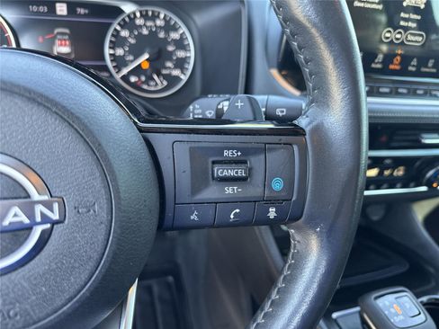 Used 2023 Nissan Rogue SL w/ SL Premium Package FWD image 22