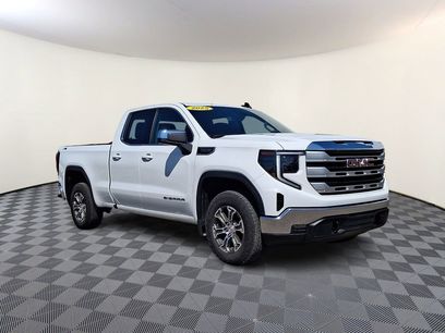 Used 2025 GMC Sierra 1500 SLE