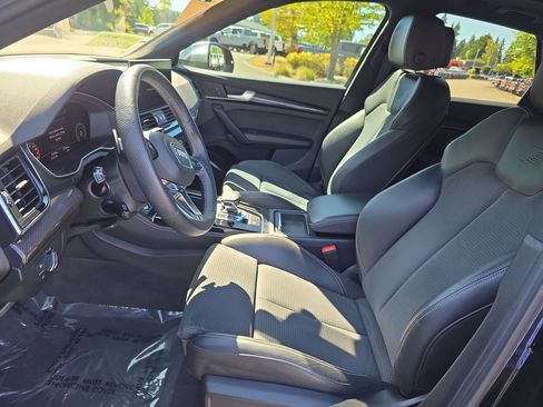 Used 2022 Audi SQ5 Premium Plus w/ Premium Plus Package AWD/4WD image 5