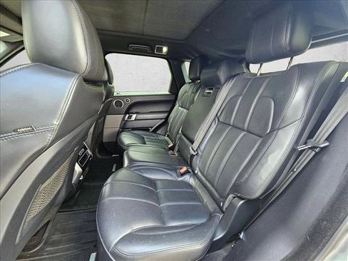 Used 2016 Land Rover Range Rover Sport HSE image 12
