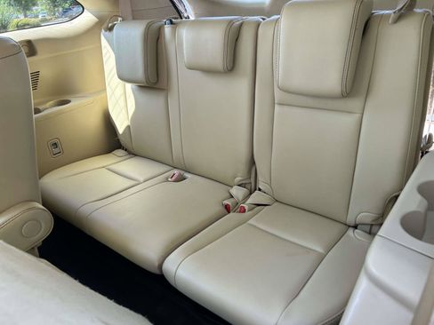 Used 2018 Toyota Highlander XLE FWD image 17