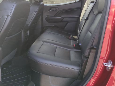 Used 2025 GMC Canyon Elevation w/ Convenience Package image 9