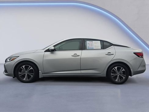 Used 2022 Nissan Sentra SV w/ Trunk Package image 2
