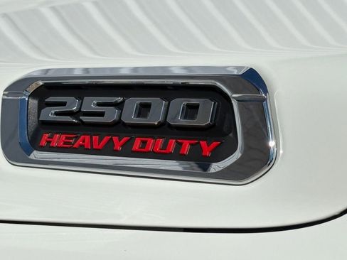 Used 2024 RAM 2500 Limited AWD/4WD image 16