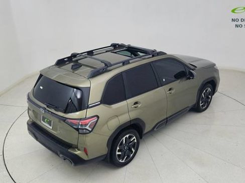 Used 2025 Subaru Forester Limited AWD/4WD image 69