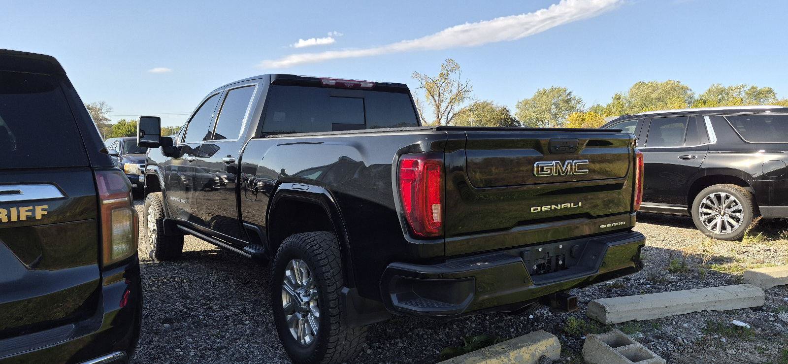 Used 2023 GMC Sierra 2500 Denali w/ Denali Ultimate Package AWD/4WD image 5