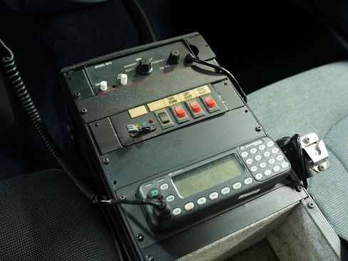 Used 1997 Ford Crown Victoria Police Interceptor image 35