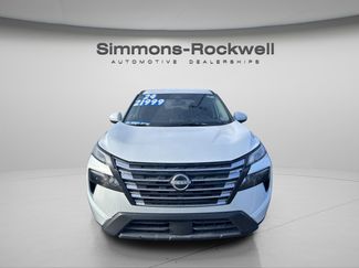 Used 2024 Nissan Rogue SV video 1