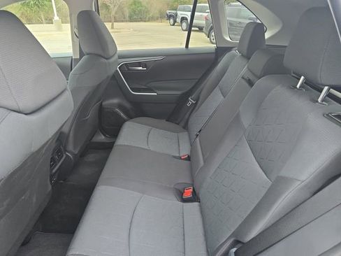 Used 2025 Toyota RAV4 XLE image 47