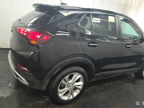 Used 2023 Buick Encore GX Preferred w/ Cold Weather Comfort Package FWD image 3