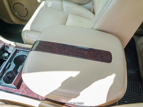 Used 2009 Cadillac Escalade AWD image 47