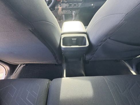 Used 2019 Toyota Tacoma TRD Off-Road image 26