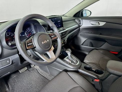 Certified 2023 Kia Forte LXS FWD image 9