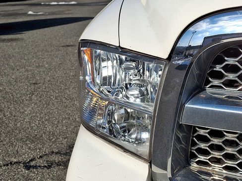 Used 2009 Dodge Ram 1500 Truck Laramie image 9