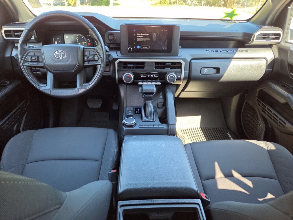 Certified 2024 Toyota Tacoma SR AWD/4WD image 5