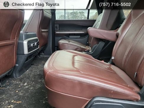 Used 2022 Ford Expedition Limited image 20
