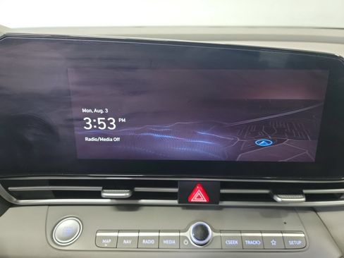 Used 2023 Hyundai Elantra SEL w/ Convenience Package FWD image 22