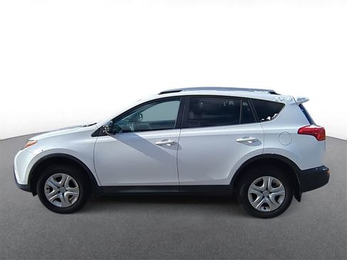 Used 2015 Toyota RAV4 LE image 5