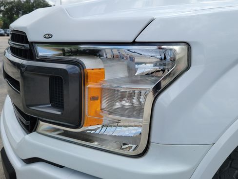 Used 2019 Ford F150 XLT w/ Equipment Group 302A Luxury AWD/4WD image 5