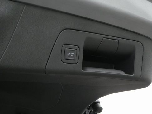 New 2025 Buick Envision Sport Touring image 28