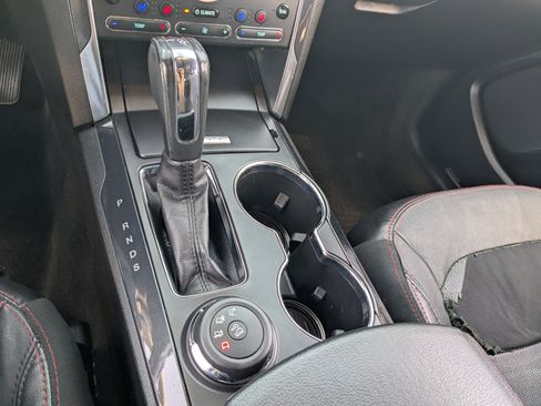 Used 2018 Ford Explorer Sport w/ Equipment Group 401A AWD/4WD image 29