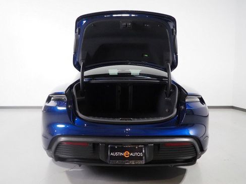 Used 2022 Porsche Taycan image 50