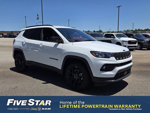 New 2026 Jeep Compass Latitude AWD/4WD image 1