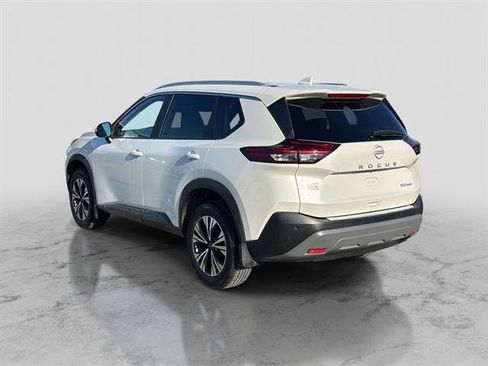 Certified 2022 Nissan Rogue SV w/ SV Premium Package image 4