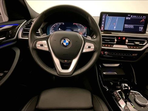 Certified 2024 BMW X4 xDrive30i image 4