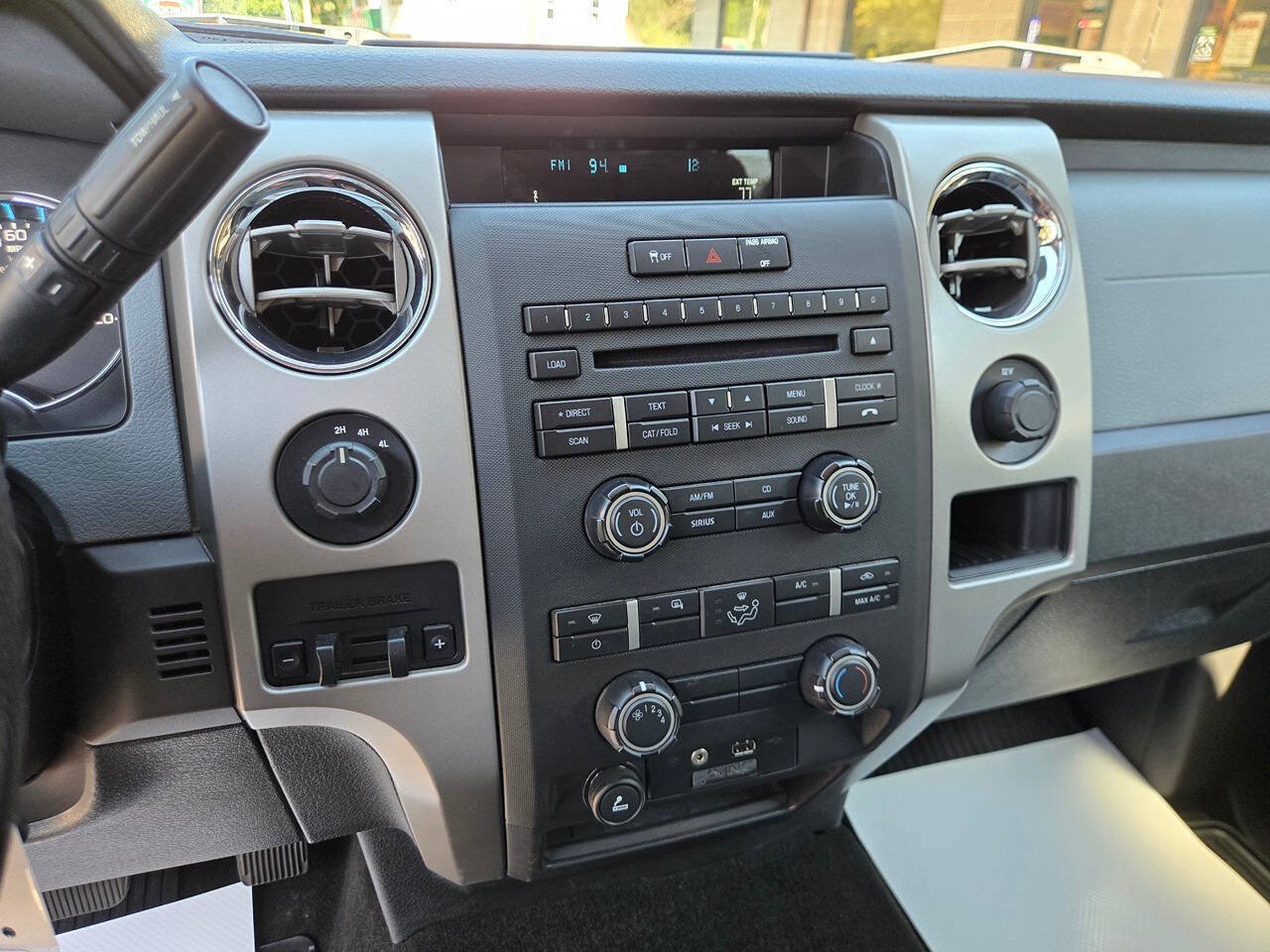 Used 2011 Ford F150 XLT w/ XLT Chrome Pkg AWD/4WD image 13