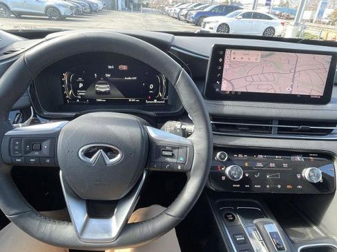 Certified 2026 INFINITI QX60 Luxe w/ Cargo Package AWD/4WD image 12