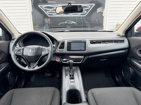 Used 2016 Honda HR-V EX image 18