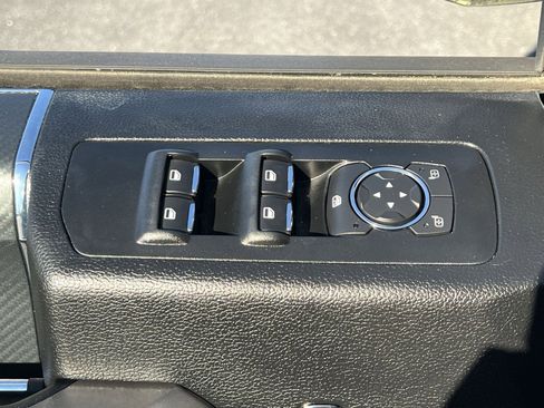 Used 2018 Ford F150 XLT w/ Equipment Group 302A Luxury image 13