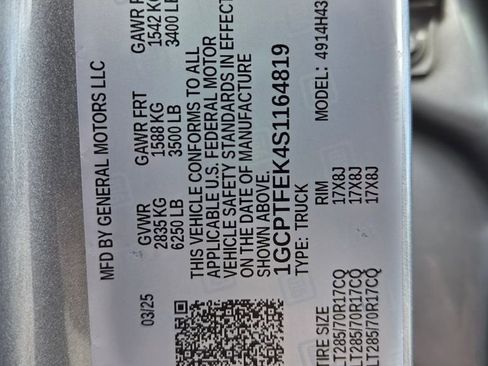 Used 2025 Chevrolet Colorado ZR2 w/ Technology Package image 20