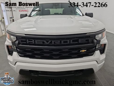 Used 2023 Chevrolet Silverado 1500 Custom AWD/4WD image 3