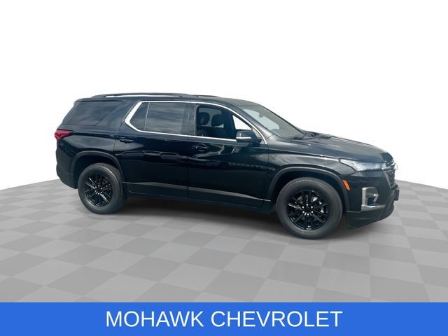 Used 2022 Chevrolet Traverse LT AWD/4WD image 2