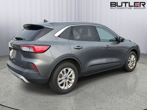 Used 2022 Ford Escape SE FWD image 6