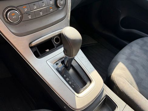 Used 2013 Nissan Sentra SV image 15