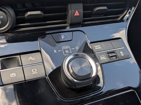Used 2023 Subaru Solterra AWD image 31